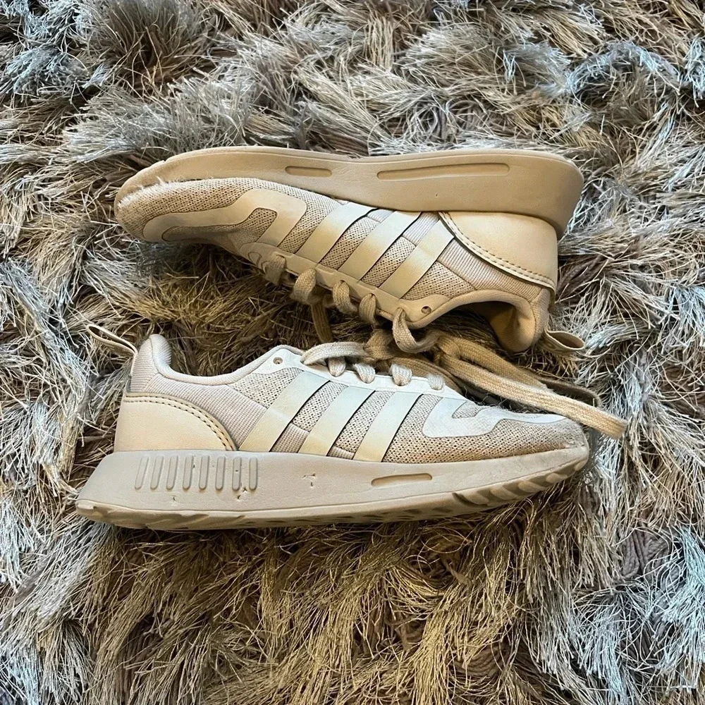 Adidas Originals Multix J ‘Bliss’ Kids Athletic Sneakers GX8397 Youth Size 12